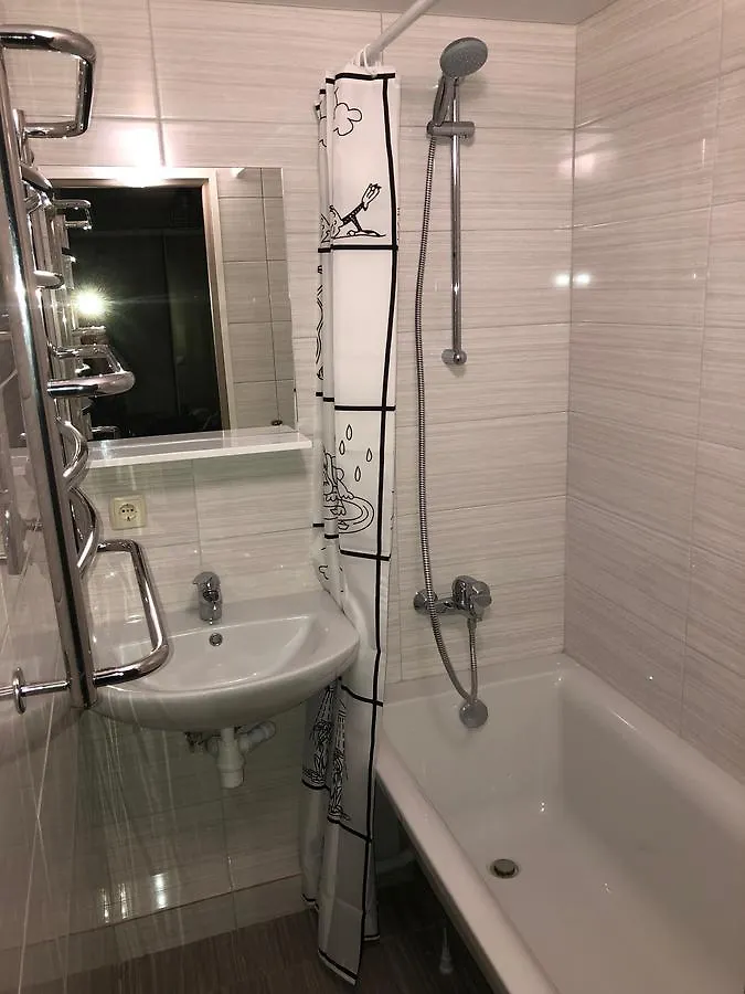 Apartment Obolon Metro Station 키예프